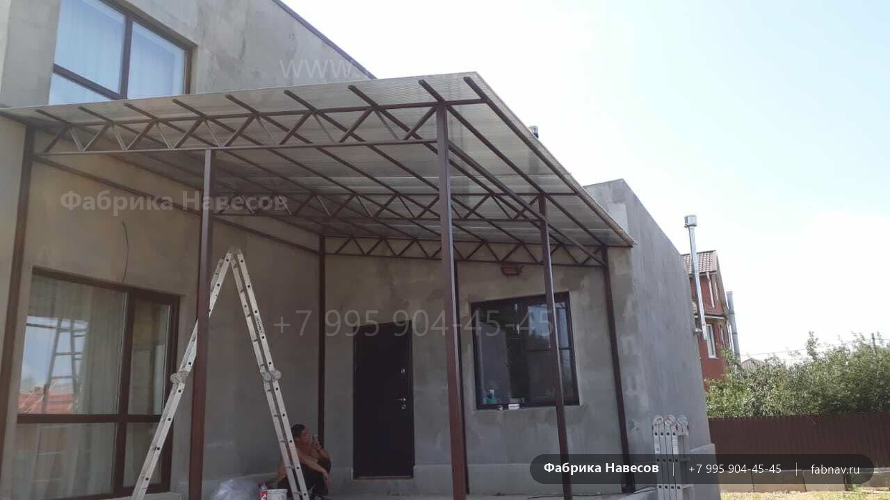 Навес из поликарбоната 5 × 5 м — фото 9