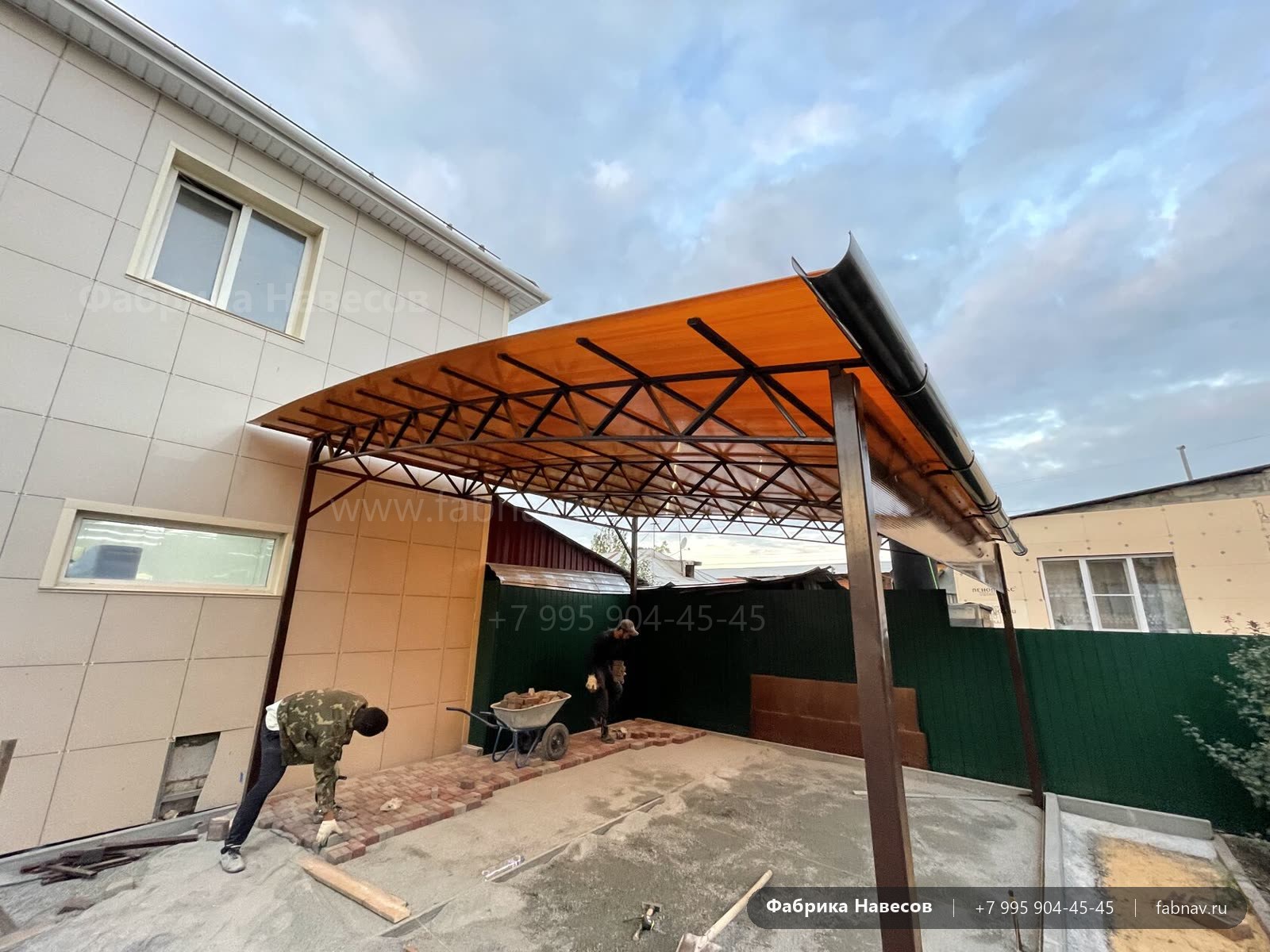 Навес из поликарбоната 6 × 6 м, терракот